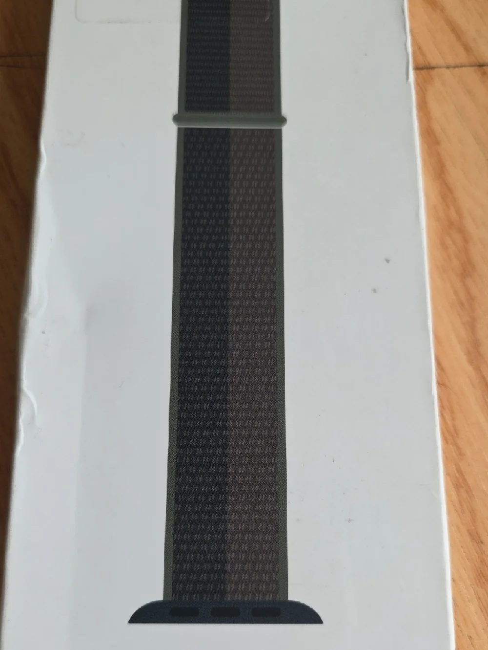 Apple Tornado/Gray Sport Loop Band 45mm